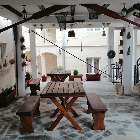 Apartments Bella Di Boka Tivat Eksteriør billede