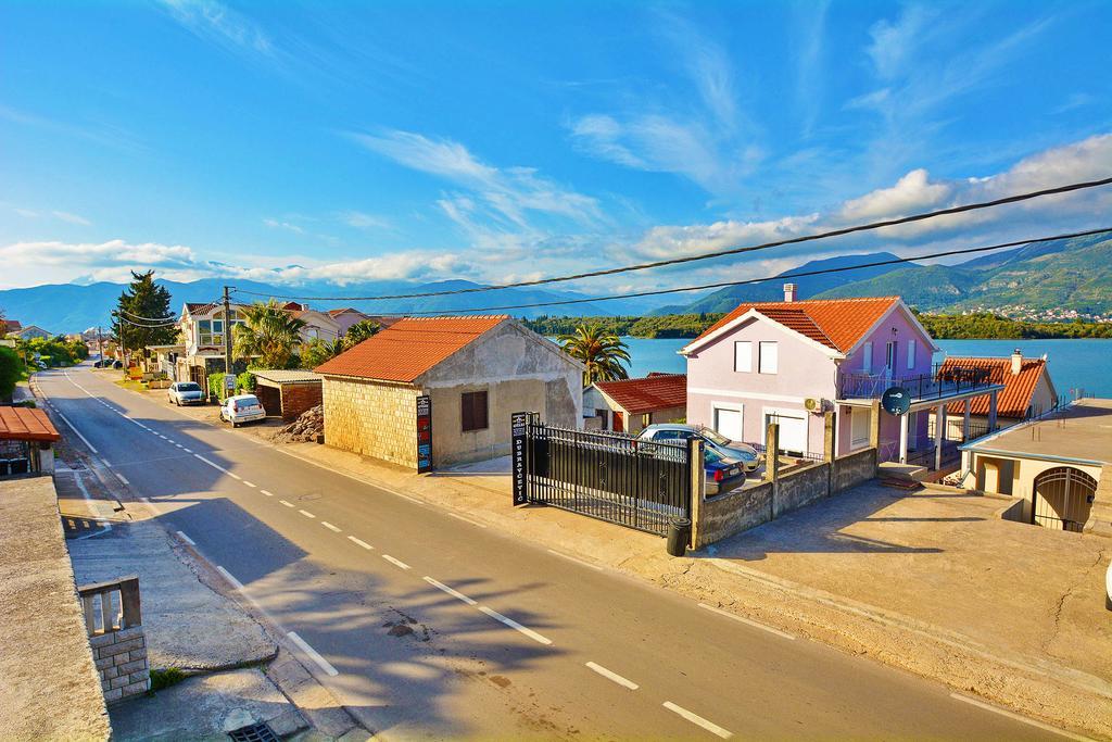 Apartments Bella Di Boka Tivat Eksteriør billede