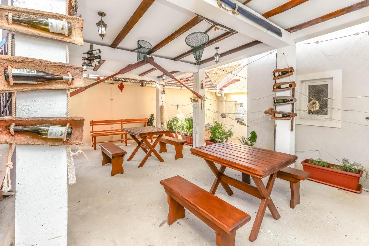 Apartments Bella Di Boka Tivat Eksteriør billede
