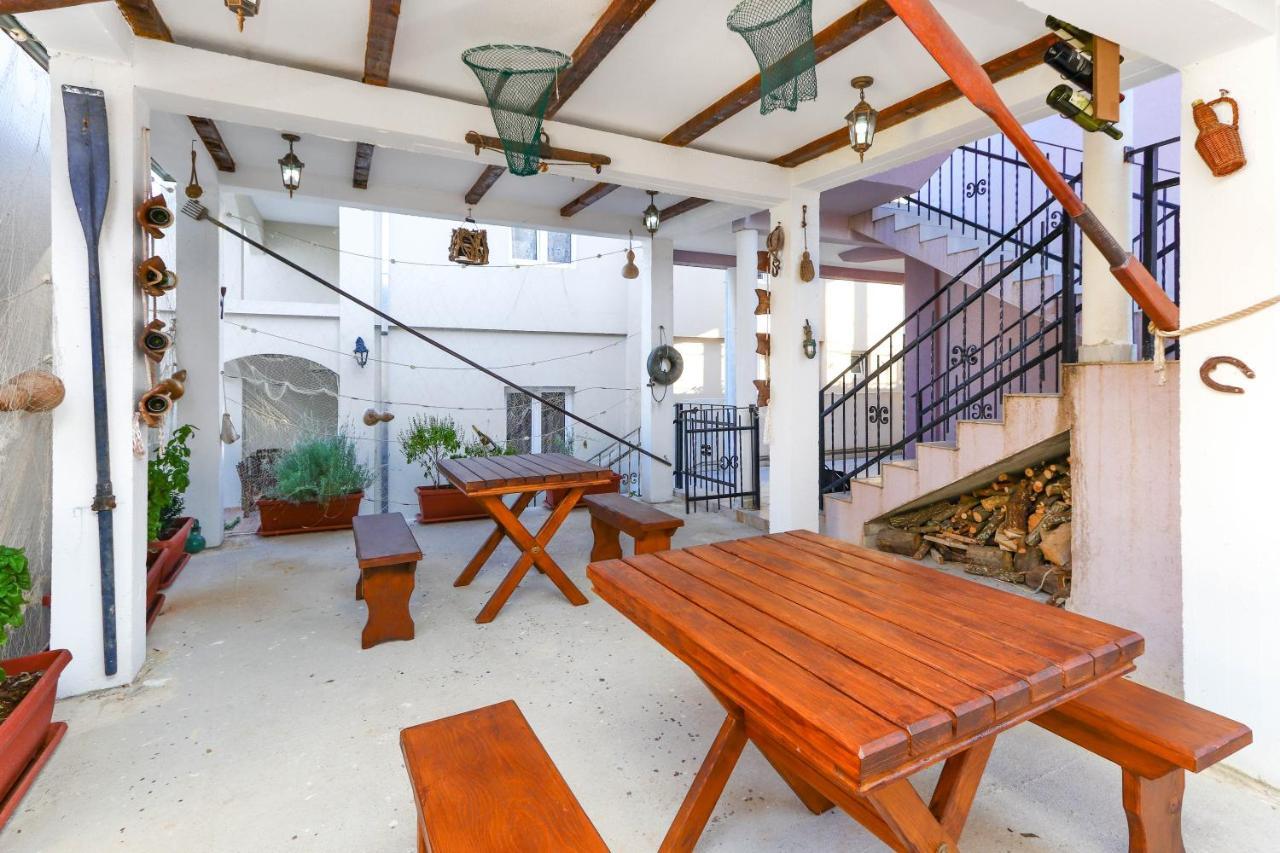 Apartments Bella Di Boka Tivat Eksteriør billede
