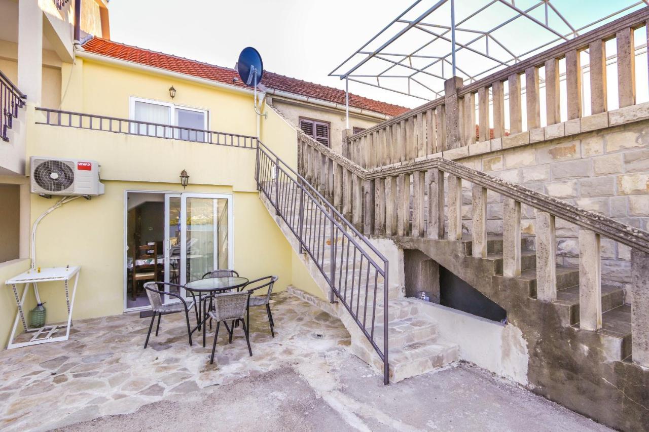 Apartments Bella Di Boka Tivat Eksteriør billede