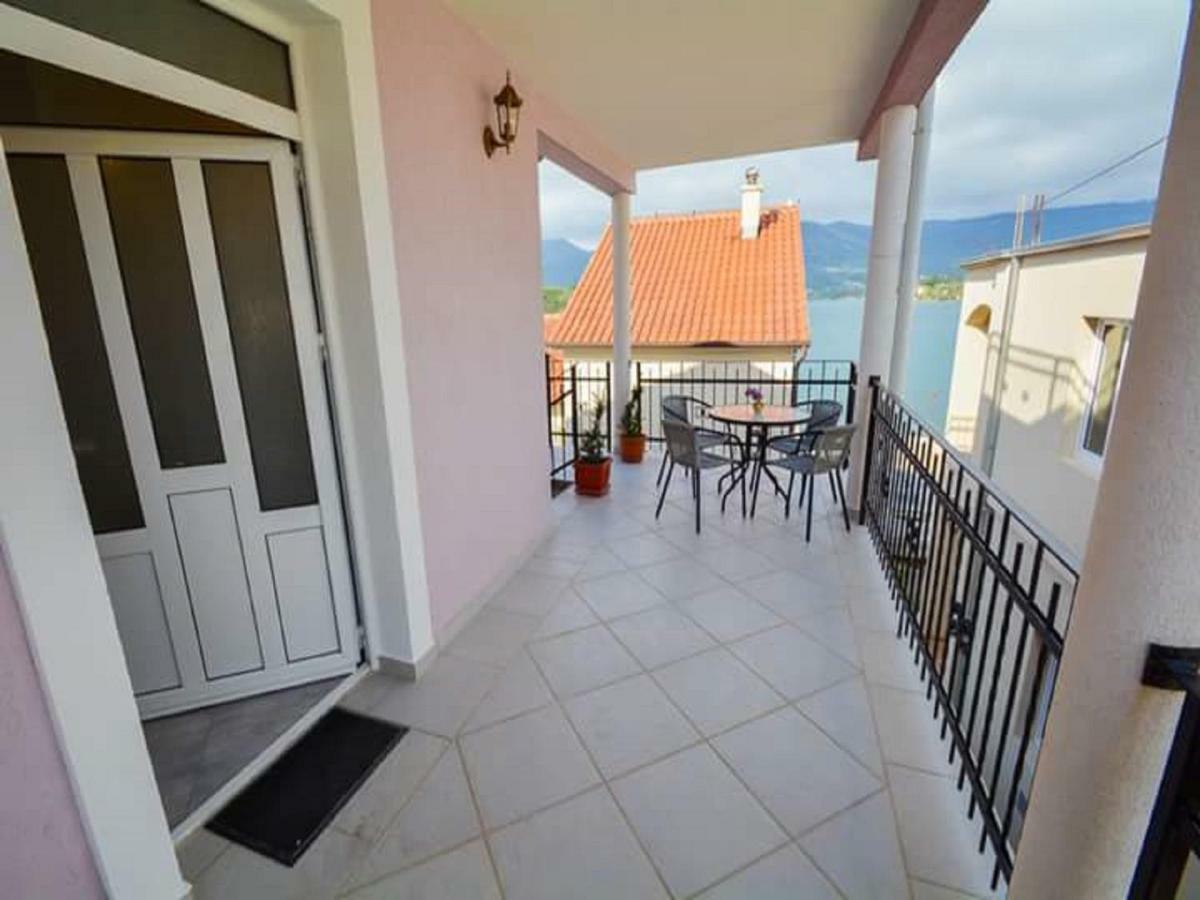 Apartments Bella Di Boka Tivat Eksteriør billede