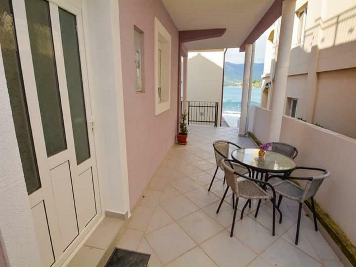 Apartments Bella Di Boka Tivat Eksteriør billede